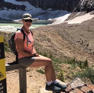 Meet your Posher, Sharon